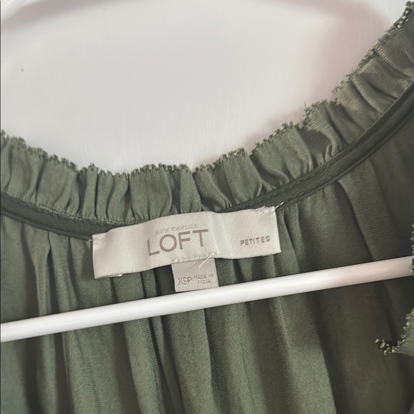 LOFT Women's Green Sleeveless Top - Picture 4 of 4